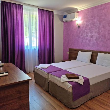 Nobi Guest House Gagra Exteriér fotografie