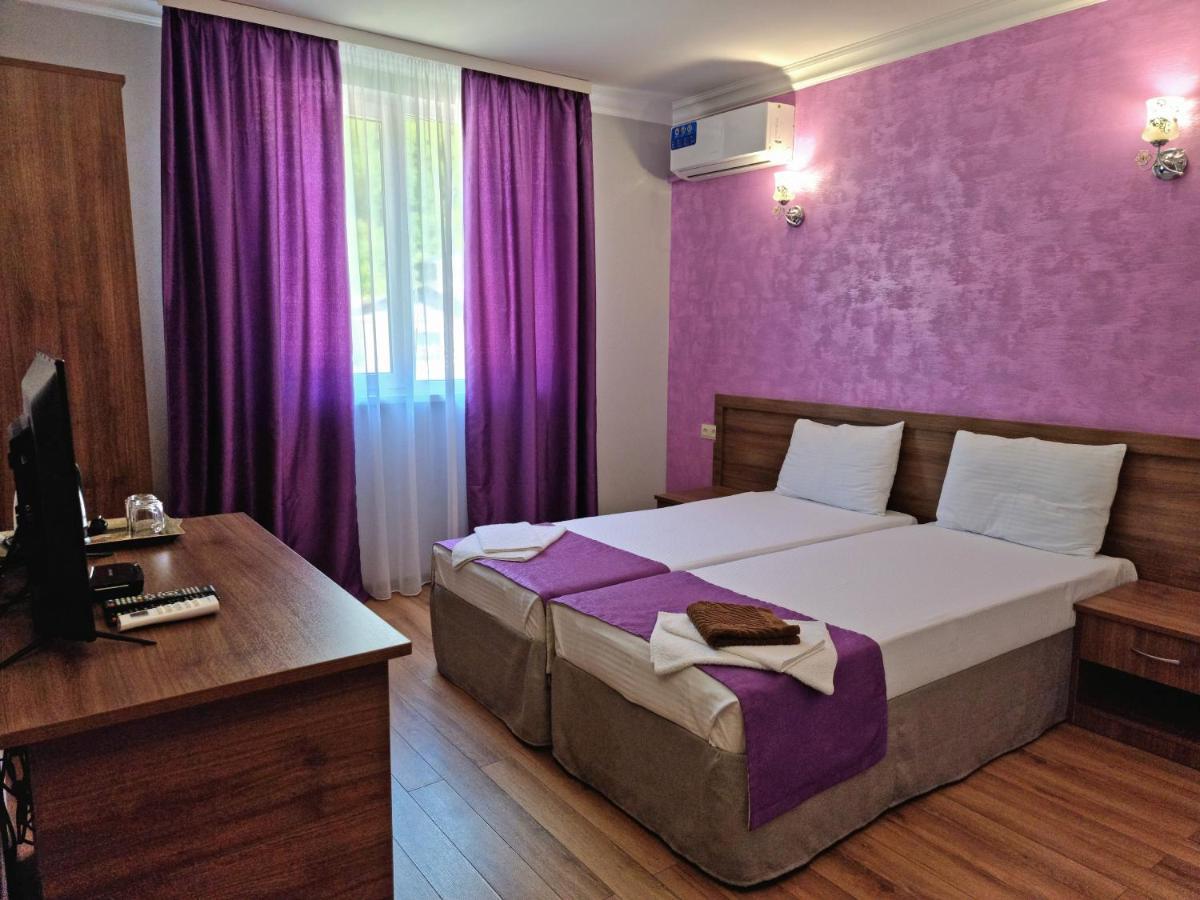 Nobi Guest House Gagra Exteriér fotografie